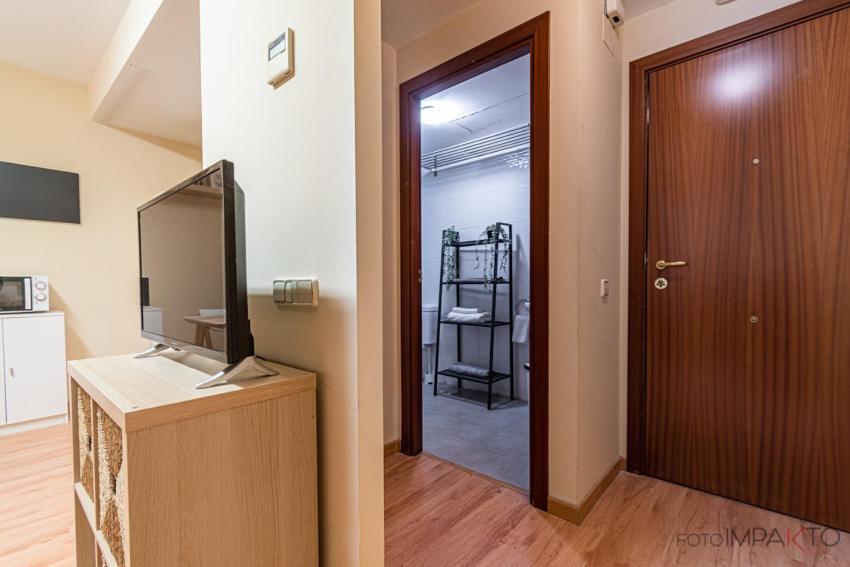 #10Oca7 - Apartamento En Vista Alegre Мадрид Екстериор снимка